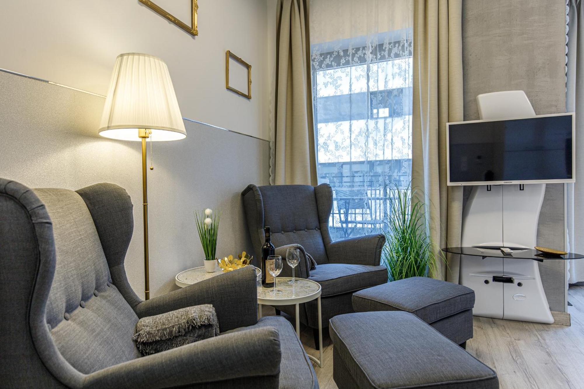 K40 Romantic Deluxe Studio In The City Center 布达佩斯 外观 照片