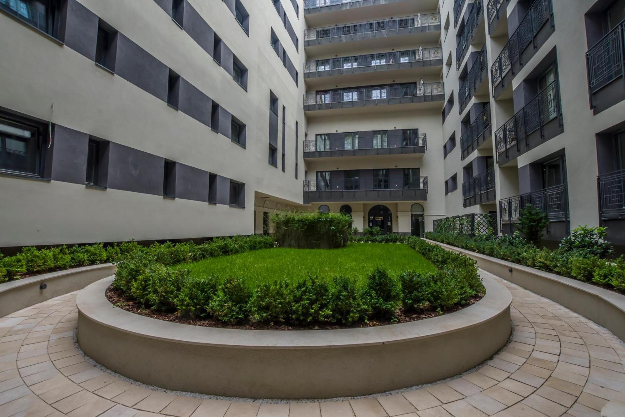 K40 Romantic Deluxe Studio In The City Center 布达佩斯 外观 照片